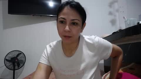 Snapshot of crisyoha4020 chatting on October 20, 8:20 pm crisyoha4020 online show from October 20, 8:20 pm