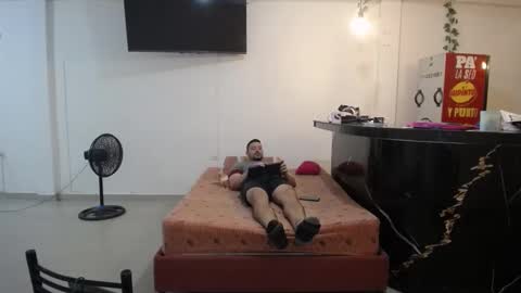 Snapshot of crisyoha4020 chatting on October 24, 8:05 pm crisyoha4020 online show from October 24, 8:05 pm