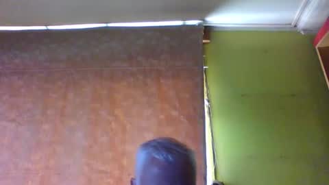 crmperez online show from November 28, 4:42 pm