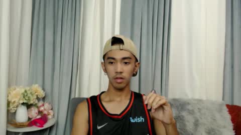 crocodale online show from April 23, 12:29 pm