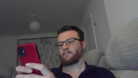 Snapshot of cropper4fun chatting on January 1, 7:43 pm Cropper online show from January 1, 7:43 pm