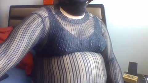 Snapshot of crossdresser64 chatting on December 13, 1:44 pm Linda Cross online show from December 13, 1:44 pm