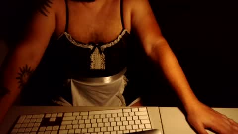 Insta theramonacrowecd online show from November 1, 12:56 am