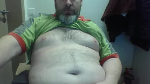 Snapshot of crouch1 chatting on January 29, 8:18 am Crouch1 online show from January 29, 8:18 am