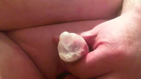 crowning85 online show from December 6, 10:30 pm