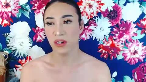 Snapshot of cruella_ldn chatting on July 25, 1:41 pm im cruella online show from July 25, 1:41 pm