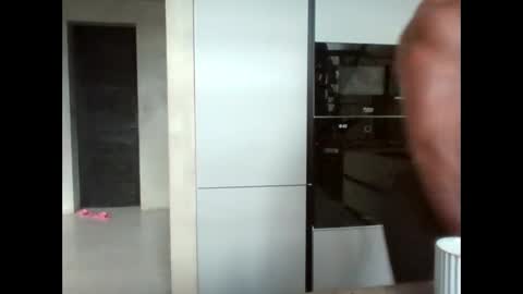 cruelworldxxx online show from March 18, 11:41 pm