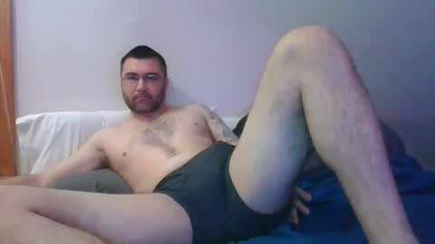 Snapshot of crush380 chatting on May 4, 2:35 pm Crush380 online show from May 4, 2:35 pm