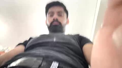 cruzemir1 online show from November 26, 8:32 pm