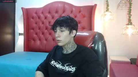 Snapshot of cry_thereal chatting on June 28, 8:59 pm cry_thereal online show from June 28, 8:59 pm