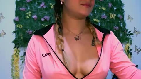 crysrus online show from October 19, 12:44 am