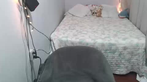 CRYSTAL 1991 online show from September 17, 4:14 am