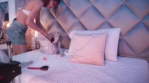 crystal_gilton online show from March 1, 7:05 pm