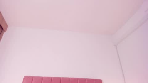  Crystal  online show from December 13, 7:04 am