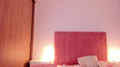  Crystal  online show from January 26, 11:17 am