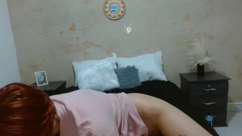 Snapshot of crystal_starx chatting on March 11, 11:48 pm Crystal Blaze online show from March 11, 11:48 pm