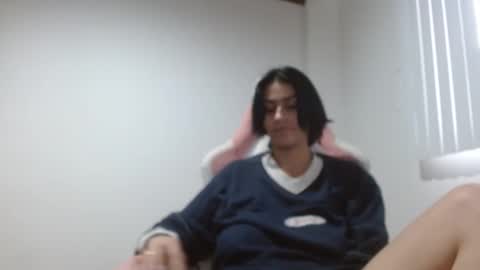 Snapshot of crystal_starx chatting on September 11, 10:43 pm Crystal Blaze online show from September 11, 10:43 pm