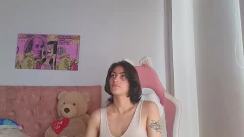 Crystal Blaze online show from November 22, 3:11 pm