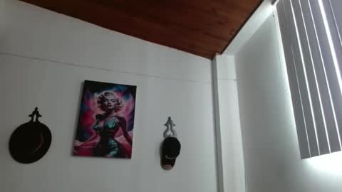 Crystal Blaze online show from April 4, 1:30 pm