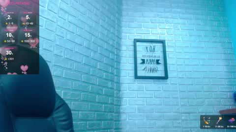 I AM CRYSTAL online show from November 20, 9:14 pm