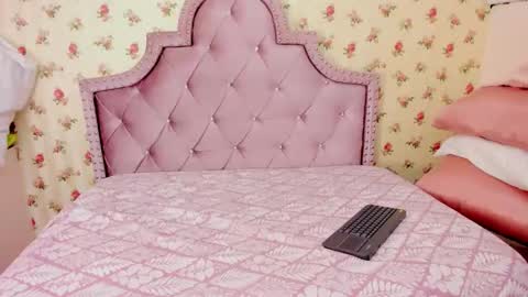 Milf Latina online show from March 31, 1:33 pm