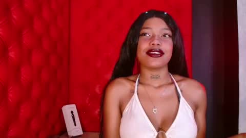 Crystal online show from November 12, 7:57 pm