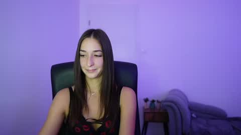Crystalbrunette18 online show from June 21, 6:10 pm
