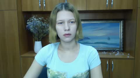 Stella online show from December 15, 7:13 am