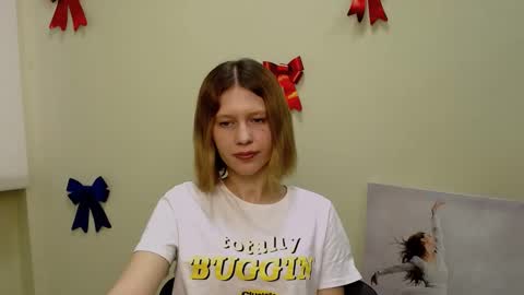 Stella online show from February 14, 1:18 pm