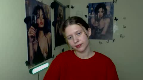 Stella online show from February 10, 3:49 pm