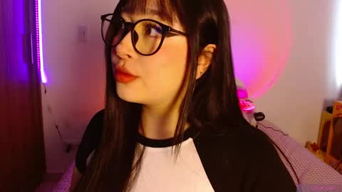 Olivia  online show from April 22, 12:18 pm