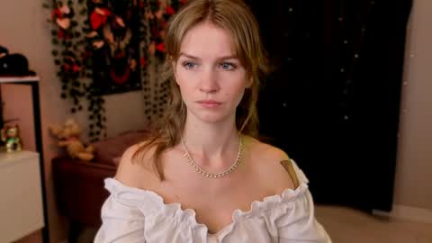 Crystal online show from April 23, 5:52 am