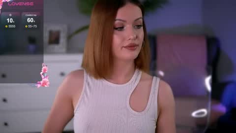 CrystalMo0n online show from April 21, 12:11 pm