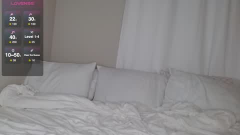 Snapshot of crystalstarlet chatting on November 28, 2:03 am Nikki online show from November 28, 2:03 am