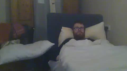 Snapshot of cs014g8493 chatting on December 9, 11:24 pm chris online show from December 9, 11:24 pm