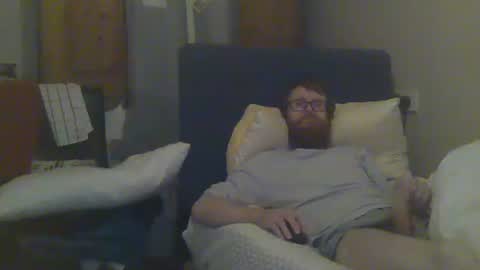 Snapshot of cs014g8493 chatting on January 21, 1:18 am chris online show from January 21, 1:18 am