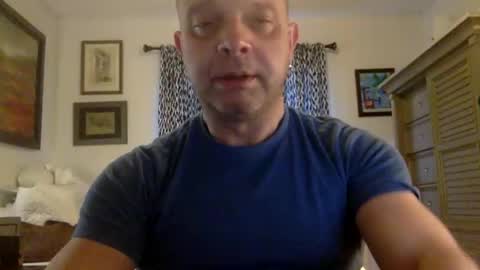 Snapshot of csani000 chatting on February 9, 2:21 pm Chencho online show from February 9, 2:21 pm