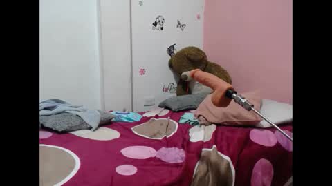 Snapshot of cucha_sexy_hard_69 chatting on November 1, 10:28 am cucha_sexy_hard_69 online show from November 1, 10:28 am