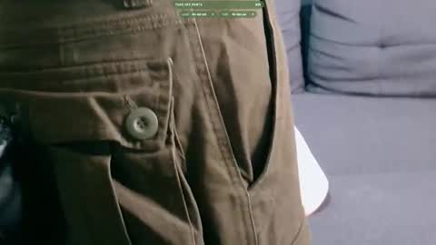Snapshot of cuckbaitking chatting on October 23, 3:39 am CuckbaitKing online show from October 23, 3:39 am