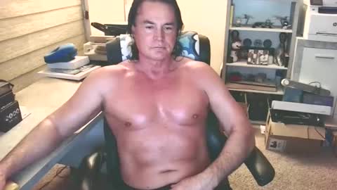 Yup... kinda old but Stop in and say hello online show from April 2, 4:32 am