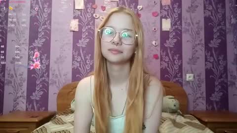 Sia online show from November 9, 7:06 am
