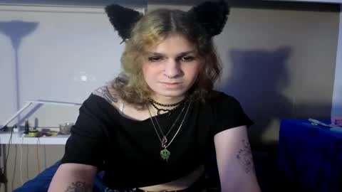 cuddleavenue online show from March 14, 1:34 am