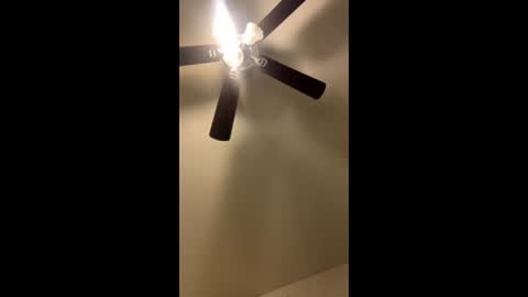 Snapshot of cuddlefuckxxx chatting on November 30, 1:26 pm CuddleFuckXXX online show from November 30, 1:26 pm