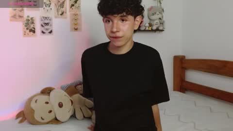 Cuddly online show from April 21, 5:50 pm