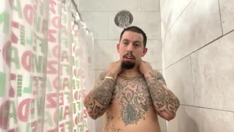 cuete2100 online show from March 18, 9:51 pm