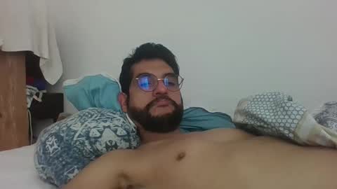 Snapshot of culturalclash1985 chatting on September 26, 8:13 pm culturalclash1985 online show from September 26, 8:13 pm