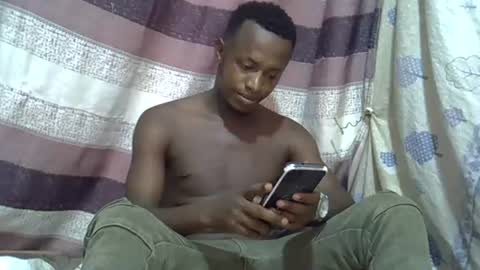 Snapshot of cum_addict23 chatting on June 15, 9:44 am cum_addict23 online show from June 15, 9:44 am