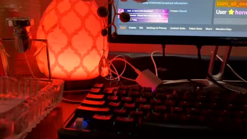 im KIM new girl to spoil online show from February 4, 1:59 pm