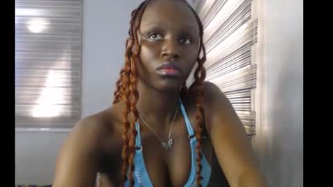 Snapshot of cum_ebony_xsecret chatting on November 17, 7:58 am sophie online show from November 17, 7:58 am