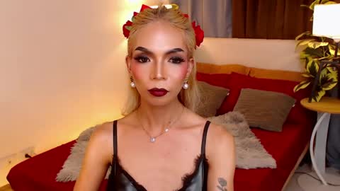 Snapshot of cum_ofdesire chatting on May 7, 5:51 pm cum_ofdesire online show from May 7, 5:51 pm